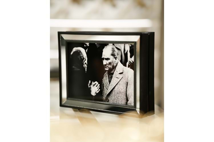 Camlı Aynalı Atatürk Lokum Kutu